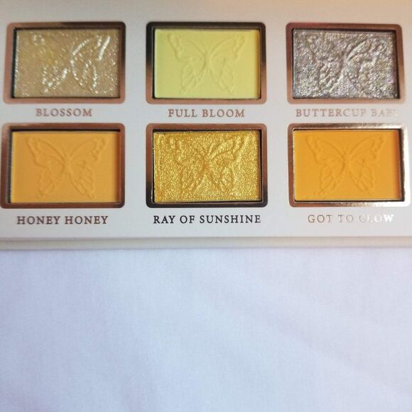 P.Louise You Give Me Butterflies Palette - Buttercup Blossom - Picture 7 of 9